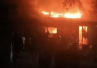 Dua Rumah Terbakar di Jalan Pumpung Banjarbaru