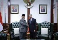 Menhan Prabowo Subianto Bertemu Menlu Cina Wang Yi, Bahas Kerjasama Pertahanan
