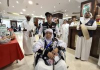 Warga Arab Madinah Lantunkan Thala'al Badru Sambut Jemaah Haji Indonesia