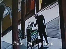 Kotak Amal Masjid Nurul Huda di Jalan A Yani km 6 Banjarmasin Dibobol