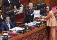 DPR Gelar Rapat Paripurna, Menkeu Hadir Bahas Ekonomi Makro