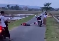 3 Remaja Mabuk Kedapatan Tidur di Jalan