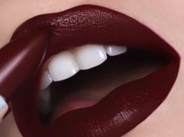 Cek Fakta HIV Menular Melalui Tester Lipstik