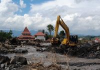 Pemerintah Kerahkan Alat Berat Tangani Banjir Lahar Dingin di Sumbar