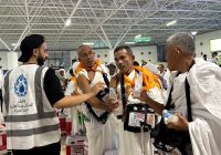 Jemaah Disambut Air Zamzam Gratis Saat Tiba di Jeddah