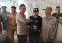 100 Paket Sembako Dibagikan Kapolres Banjar untuk Warga Kurang Mampu