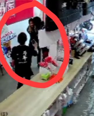 Juru Parkir Lecehkan Karyawan Mixue Teluk Tiram Terekam CCTV