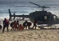 Turis Asal Qatar Tewas Hanyut di Pantai Bali, Evakuasi Turunkan Helikopter Basarnas