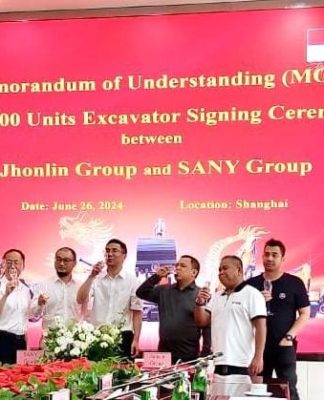 Cetak Rekor! Haji Isam Pesan 2.000 Unit Ekskavator dari China Senilai Rp4 Triliun