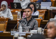 DPR Kembali Sepakati Naturalisasi Dua Pemain Belanda Berdarah Indonesia