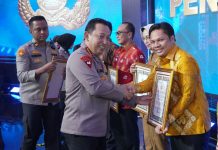Kapolri Beri Penghargaan untuk Gubernur Kalsel