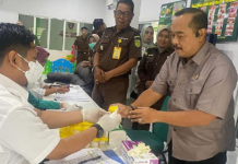 Pejabat dan Seluruh Pegawai Kejari Banjar Jalani Tes Urine