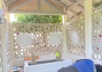 Viral Pria Tidur di Makam Istri
