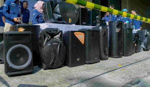 Puluhan ribu speaker aktif non SNI disita Kementerian Perindustrian. (Istimewa)