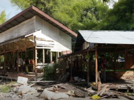 Puluhan Lapak PKL Pasar Keramat Barabai Dibongkar