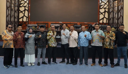 DPRD Kota Banjarmasin menerima kunjungan dari DPRD Kota dan Kabupaten Probolinggo, Jawa Timur. (wartabanjar.com - Ist. Humas Setwan Kota Banjarmasin)