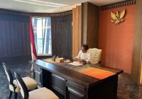 Hari Kedua Ngantor di IKN, Jokowi dan Ibu Iriana Disuguhi Soto Banjar, Masak Habang, dan Daging Kalio