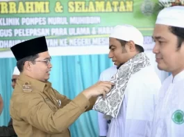Pemkab Hulu Sungai Tengah Berangkatkan Ulama ke Arab dan Mesir