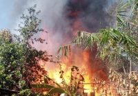 Api Hanguskan Bangunan Kayu di Pingaran Ulu Kecamatan Astambul