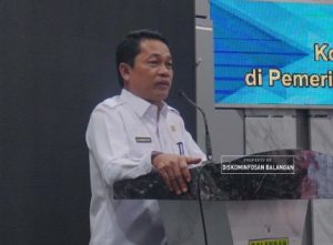 Bupati Abdul Hadi memberikan sambutan para rakor Pemkab Balangan bersama KPK di Paringin, Rabu 31 Juli 2024. (wartabanjar.com - Ist. MC Balangan)