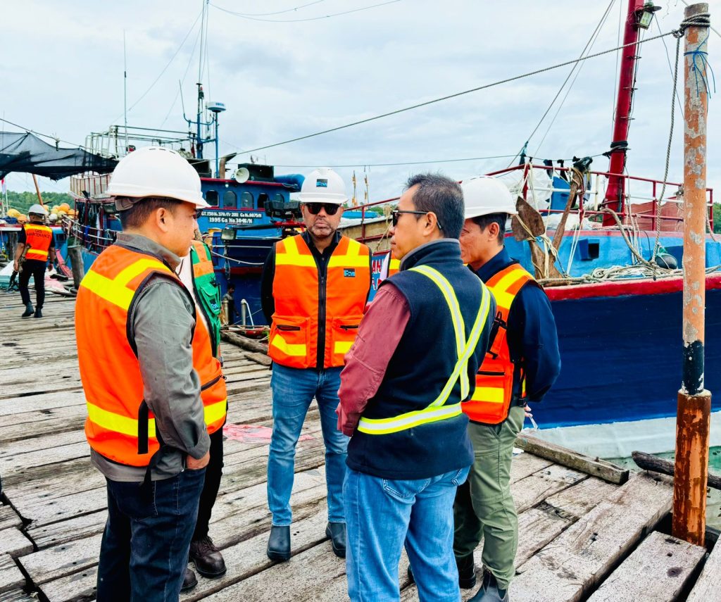 Haji Isam kunjungan kerja ke PT Freeport Indonesia. (wartabanjar.com - Istimewa