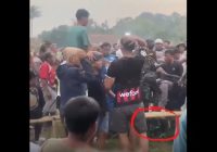 Anggota TNI Ambruk Kena Lemparan Batu Saat Tenangkan Massa Rusuh Bola Tarkam di Pekalongan