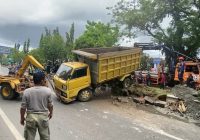 Kronologis Kecelakaan di Depan Markas DPKP Banjar, Sopir Truk Hindari Kakek Bersepeda