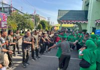 Meriah! Prajurit Kodim 1007/ Banjarmasin Lomba Masak Hingga Pecah Balon Rayakan HUT Ke-79 RI