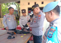 Propam dan Siwas Polres Banjarbaru Sidak Personel Polsek Cempaka