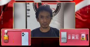 Tersangka AR dan barang bukti diamankan Satres Narkoba Polda Tabalong. (wartabanjar.com - Ist. Humas)