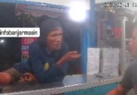 Viral! Pria Diduga Ngotot Ingin Ngutang Keluarkan Sajam ke Pemilik Kios Ponsel di Pelambuan
