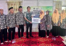 Bank Kalsel Beri Santunan Anak Yatim Piatu di Amuntai