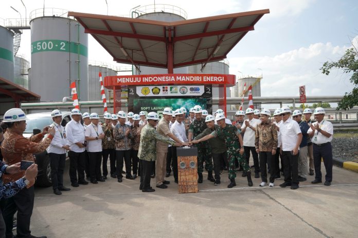 Menteri Pertanian RI, Andi Amran Sulaiman, memimpin ujicoba dan soft launching implementasi pemanfaatan biodiesel B-50 PT JAR, Minggu. (istimewa)