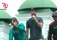 Resah dan Enggan Diam, Reza Rahadian Turut Unjuk Rasa Tolak Revisi RUU Pilkada