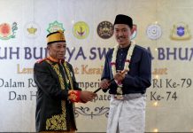 Meriahkan HUT ke 79 RI dan Hari Jadi ke 74 Kabupaten Banjar, Lembaga Adat Kerajaan Pulau Laut Gelar Aruh Budaya Swarna Bhumi