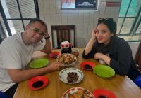 Raffi Ahmad dan Nagita Slavina Kulineran di Banjarbaru: Soto Banjar Enak Banget!