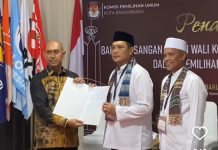Pasangan Aditya Mufti Ariffin-Habib Said Abdullah Resmi Daftar ke KPU Banjarbaru