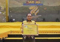 Pemkab Tanah Bumbu Terima Penghargaan Realisasi Investasi Terbesar se-Kalsel dari Gubernur Kalsel