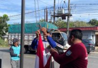 Jelang Perayaan HUT Kemerdekaan ke 79 RI, Pemdes Simpang Tiga Pasang Bendera dan Umbul-umbul