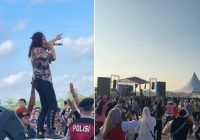 Meriah! Ribuan Warga Hadiri Flight Free Day Jhonlin Group di Bandara Bersujud Batulicin