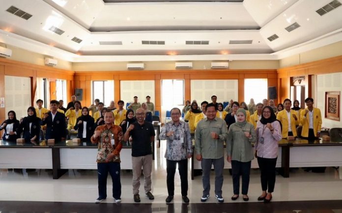 Dinas PUPR Kalsel mengadakan pembekalan bagi peserta Magang Kampus Merdeka MSIB Batch 7 di Aula Kantor Banjarbaru. (wartabanjar.com - Ist. MC Kalsel)