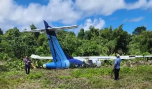 Pesawat Trigana Air tergelincir di Serui, Papua, Senin pagi. (Beritasatiu.com)