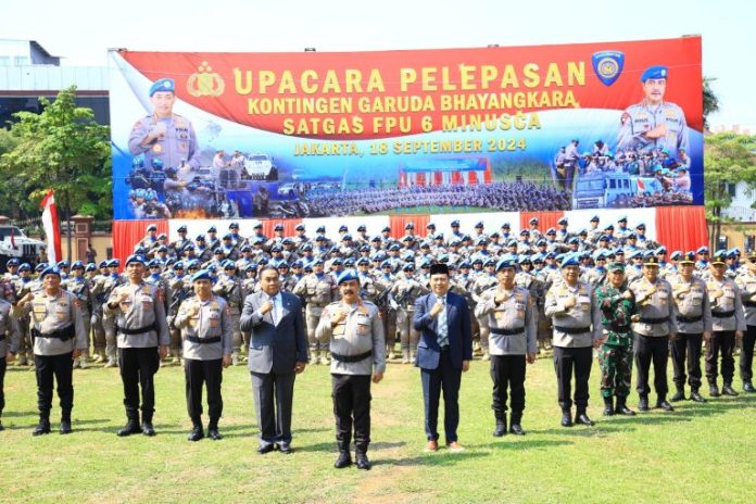 Upacara pelepasan personel Polri yang akan dikirim ke Afrika Tengah untuk misi perdamaian PBB, Rabu 18 September 2024. (wartabanjar.com - Ist. Div. HUmas)