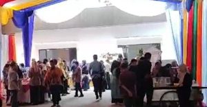 DPRD Kota Banjarmasin menyediakan 1.000 porsi makanan untuk syukuran Hari Jadi Kota Banjarmasin. (tangkapan layar Duta TV)
