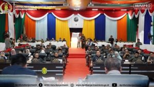 Rapat paripurna internal DPRD Kota Banjarmasin mengumumkan calon pimpinan Dewan poeriode 2024-2029. (wartabanjar.com - Ist. Setwan)
