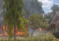 BREAKING NEWS: Api Berkobar di Bawahan Selan Depan RS Danau Salak