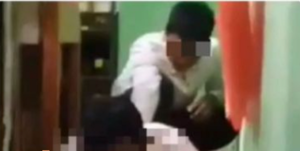 Siswa SMA dan siswi SMP di Demak berbuat mesuk dalam ruang kelas direkam teman-temannya. (Instagram)