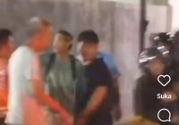 Pemuda Mabuk Pukuli Kakek di Jalan Sultan Adam