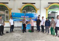 Satlantas Polres HST Gelar Bakti Sosial Bersih-bersih Tempat Ibadah