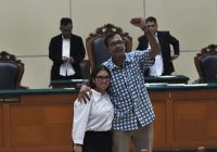 MA Tolak Kasasi JPU, Fatia Maulidiyanti dan Haris Azhar Dibebaskan